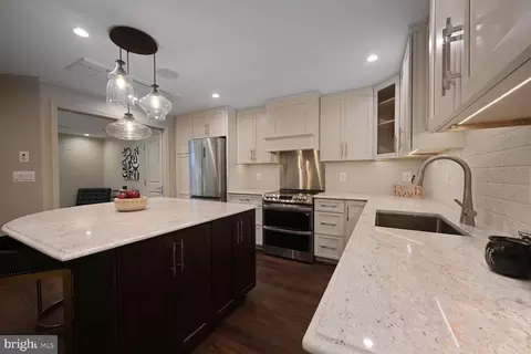 Kitchen - 1353 E Capitol St SE, Washington, DC 20003 photo 4 of 4