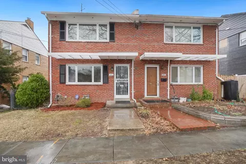 4917 7th Pl NE, Washington, DC 20017