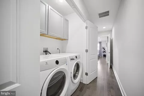27 17th St SE, Washington, DC 20003 photo 21