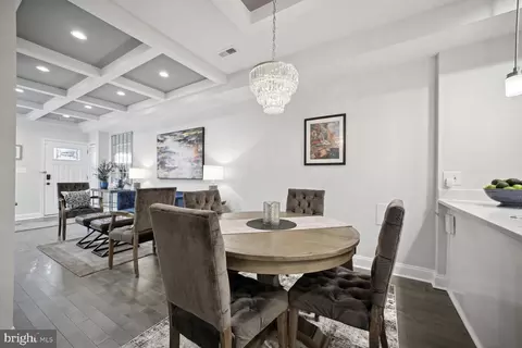 27 17th St SE, Washington, DC 20003 photo 8