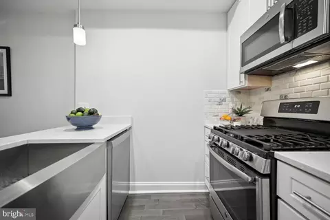 27 17th St SE, Washington, DC 20003 photo 10