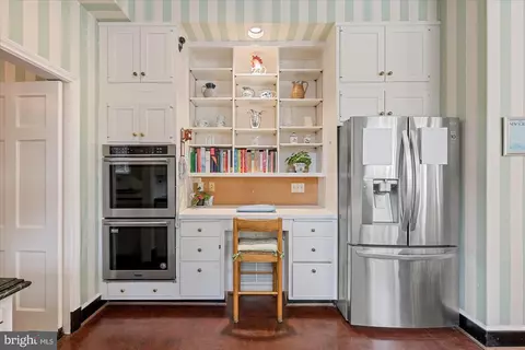 Kitchen - 2805 P St NW, Washington, DC 20007 photo 6 of 7