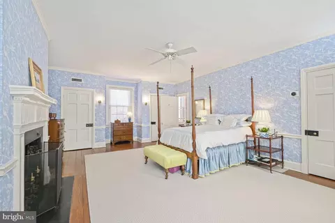 Bedroom - 2805 P St NW, Washington, DC 20007 photo 5 of 10