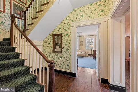 Entry Way - 2805 P St NW, Washington, DC 20007 photo 7 of 9