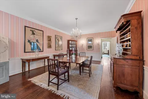 Dining - 2805 P St NW, Washington, DC 20007 photo 4 of 4
