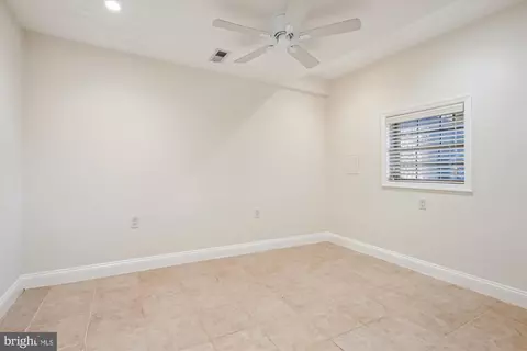 1134 4th St NE, Washington, DC 20002 photo 35