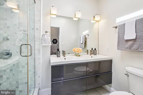 1134 4th St NE, Washington, DC 20002 photo 23