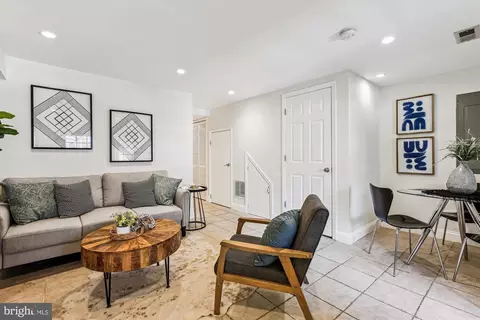 1134 4th St NE, Washington, DC 20002 photo 31