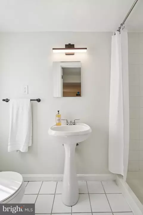 Bath - 106 15th St SE, Washington, DC 20003 photo 4 of 4