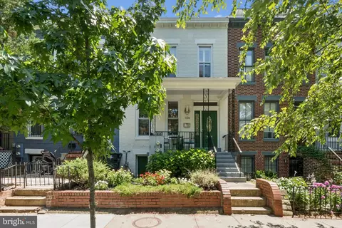 106 15th St SE, Washington, DC 20003