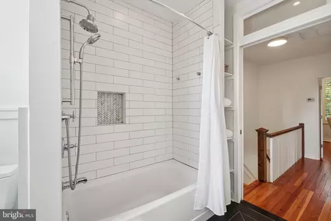 Bath - 106 15th St SE, Washington, DC 20003 photo 3 of 4