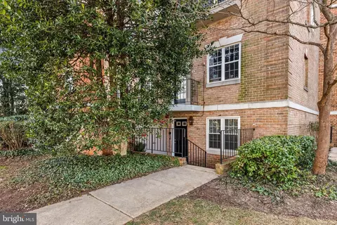 3802 Rodman St NW #102, Washington, DC 20016