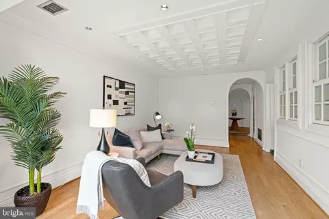1732 S Street St NW, Washington, DC 20009 photo 6