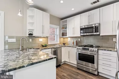 1008 C St NE, Washington, DC 20002 photo 11