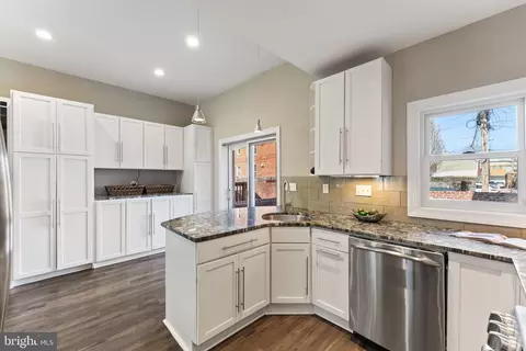 1008 C St NE, Washington, DC 20002 photo 12