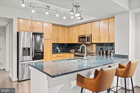 1025 1st St SE #511, Washington, DC 20003 photo 5