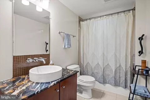 1025 1st St SE #511, Washington, DC 20003 photo 12