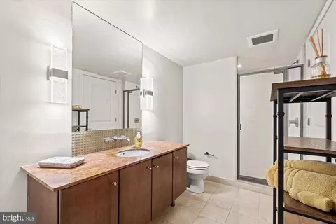 1025 1st St SE #511, Washington, DC 20003 photo 9