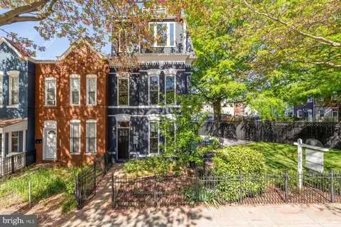 1018 9th St NE, Washington, DC 20002