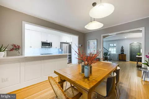 4441 Volta Pl NW, Washington, DC 20007 photo 8