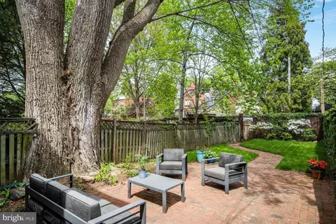 4441 Volta Pl NW, Washington, DC 20007 photo 14