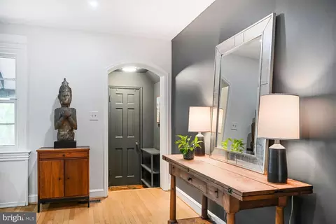 4441 Volta Pl NW, Washington, DC 20007 photo 3