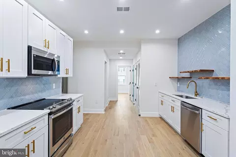 1413 Staples St NE #2, Washington, DC 20002 photo 3