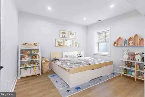 1413 Staples St NE #2, Washington, DC 20002 photo 18