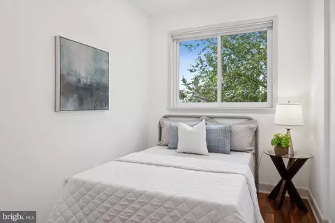925 5th St NE, Washington, DC 20002 photo 25