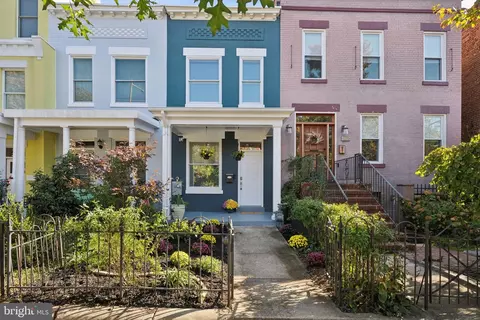 925 5th St NE, Washington, DC 20002