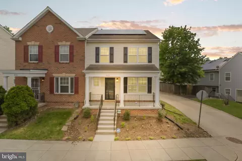 919 Blakney Ln SE, Washington, DC 20032