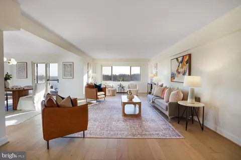 4201 Cathedral Ave NW #1014E, Washington, DC 20016