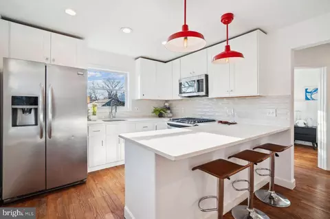 5643 Clay Pl NE, Washington, DC 20019