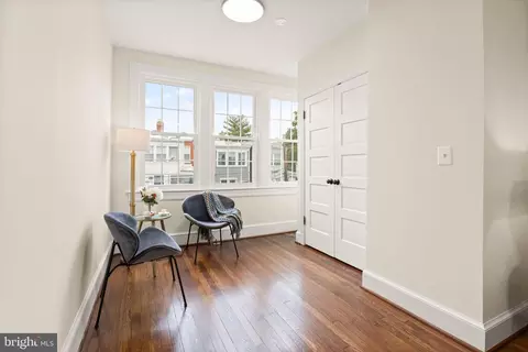 Entry Way - 334 17th Pl NE, Washington, DC 20002 photo 6 of 7