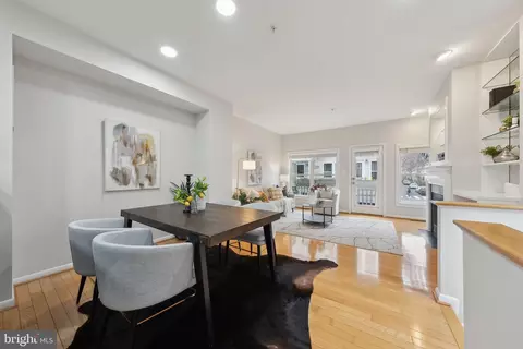 2136 12th Pl NW, Washington, DC 20009 photo 4