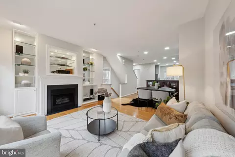 2136 12th Pl NW, Washington, DC 20009 photo 3