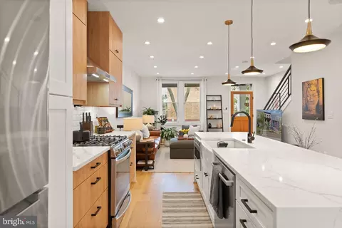 738 13th St SE, Washington, DC 20003 photo 11