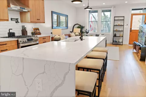 738 13th St SE, Washington, DC 20003 photo 10