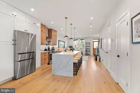 738 13th St SE, Washington, DC 20003 photo 12