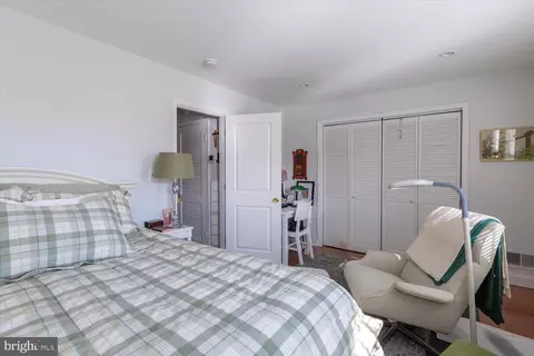 512 6th St SE, Washington, DC 20003 photo 17