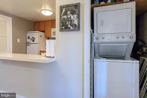 512 6th St SE, Washington, DC 20003 photo 31