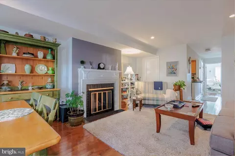 512 6th St SE, Washington, DC 20003 photo 7