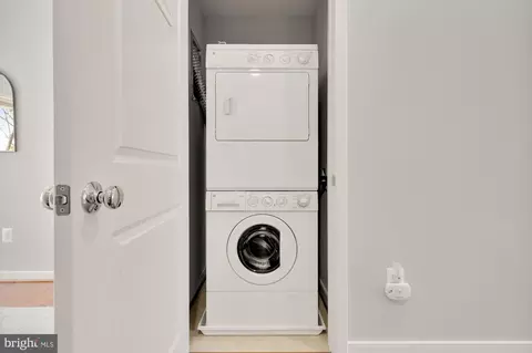 Other - 932 4th St SE, Washington, DC 20003 photo 4 of 5