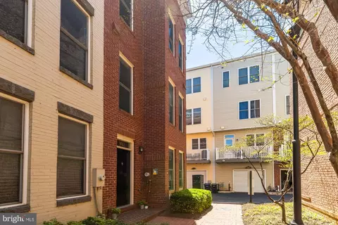 Exterior - 932 4th St SE, Washington, DC 20003 photo 1 of 5