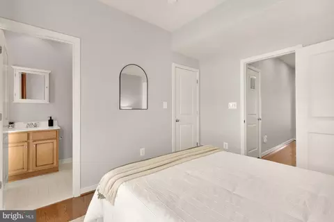 Bedroom - 932 4th St SE, Washington, DC 20003 photo 3 of 9