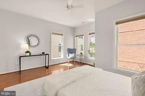 Bedroom - 932 4th St SE, Washington, DC 20003 photo 5 of 9