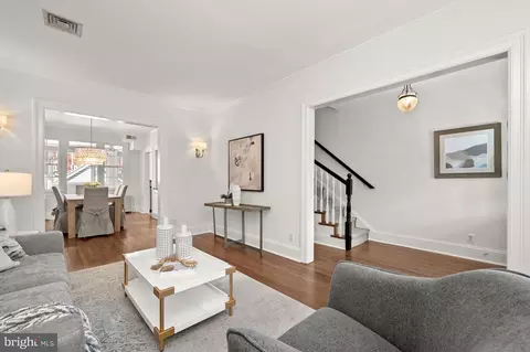 3743 W Street St NW, Washington, DC 20007 photo 6
