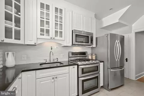 3743 W Street St NW, Washington, DC 20007 photo 10