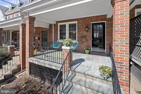 3743 W Street St NW, Washington, DC 20007 photo 2