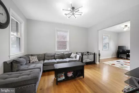 400 Division Ave NE, Washington, DC 20019 photo 4